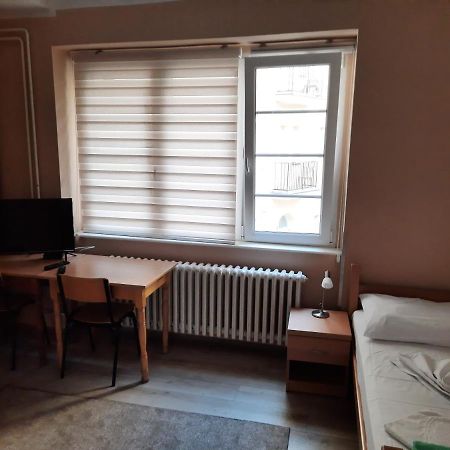 Petar Drapsin Hostel Belgrado Esterno foto